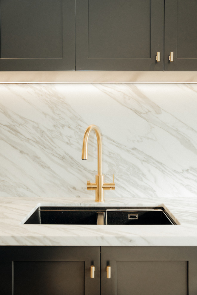 Photo of a beach style kitchen in Sydney.