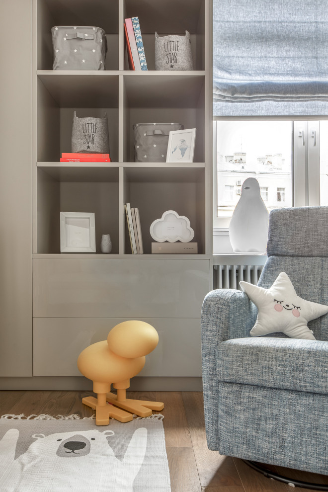 Трехкомнатная квартира в центре Петербурга