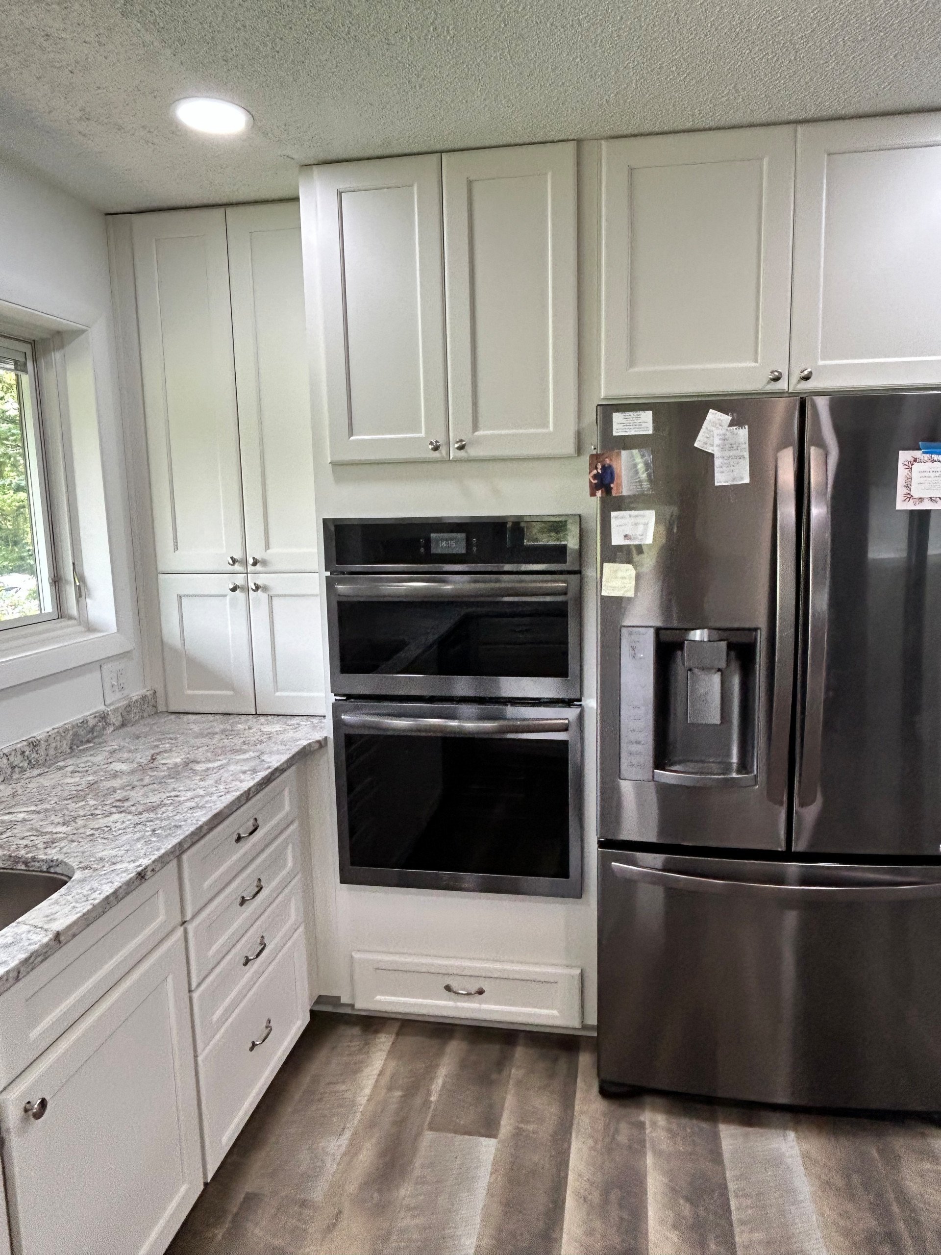 Example of a kitchen design in Other