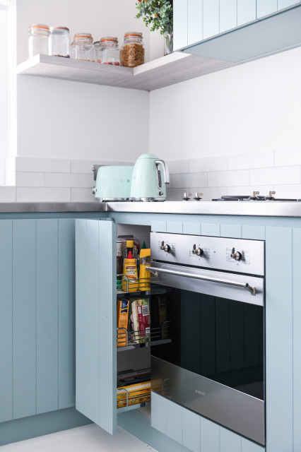 Oils Pull Out coastal-kitchen