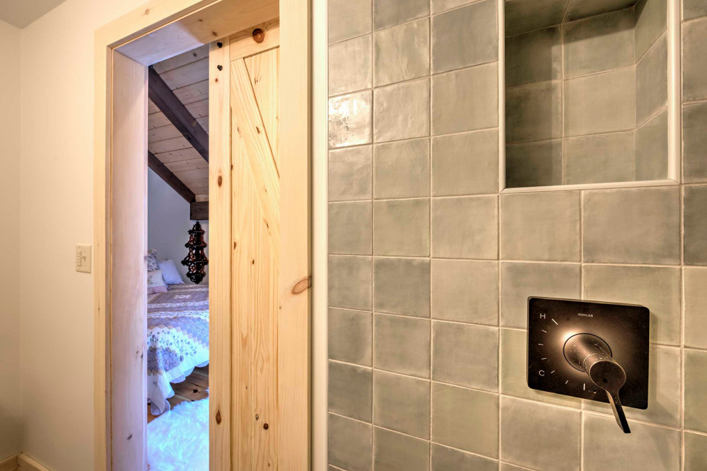 Guest Bathroom - West Dover, VT