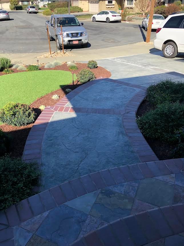 Front Yard Landscape & Planters