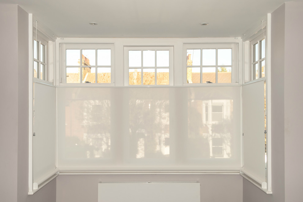 Window Dressing for a square bay window?