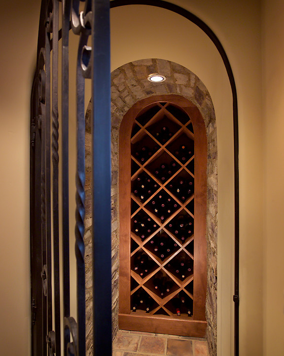 Design ideas for a traditional wine cellar in Phoenix.