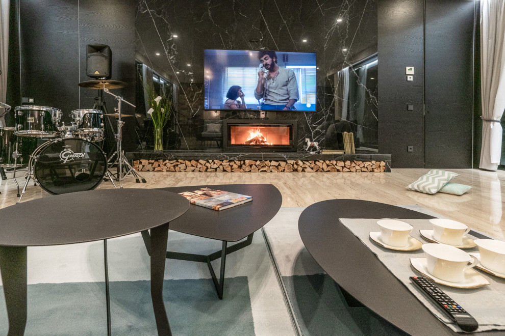 ИСПАНСКАЯ РИВЬЕРА. ДОМ НА СКЛОНЕ.