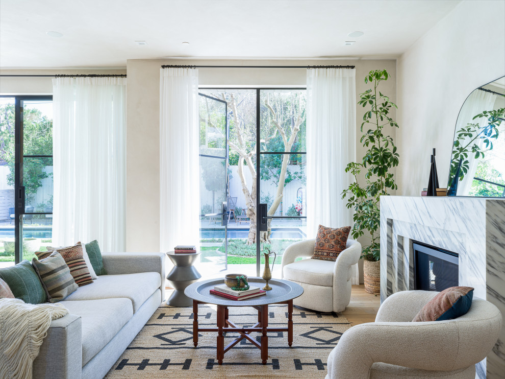 Example of a mid-sized trendy living room design in Los Angeles