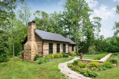 3 Thoughtful Outbuildings Designed for Creativity and Fun