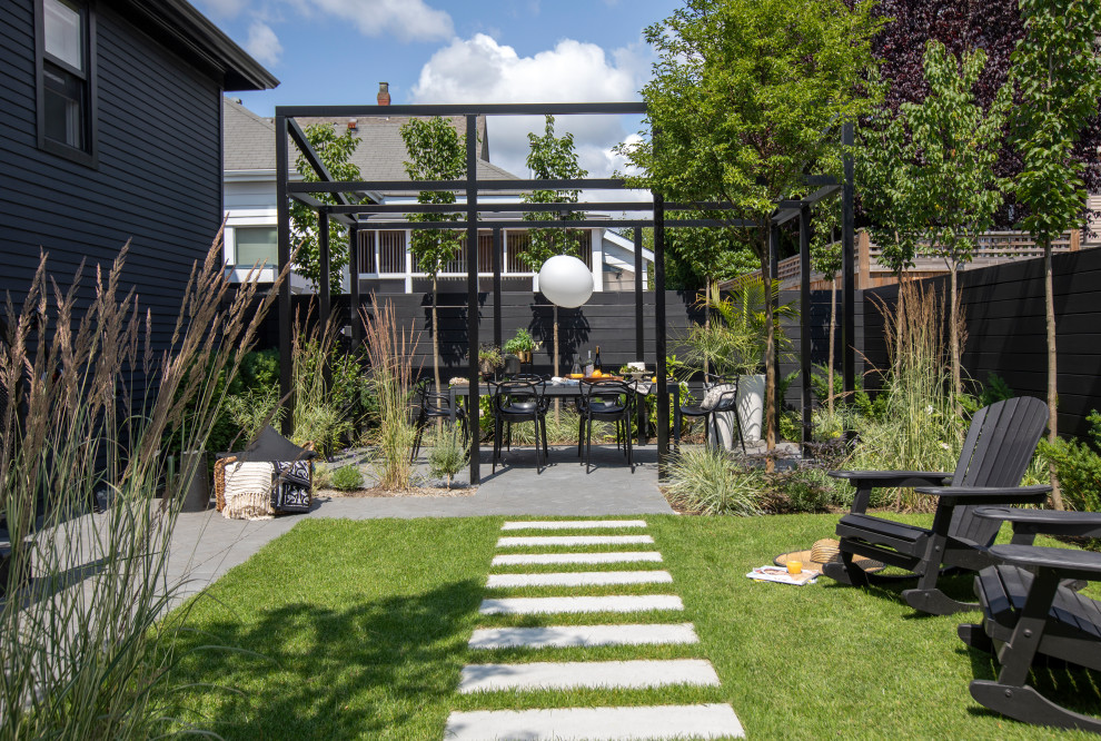Photo of a transitional patio in Vancouver.