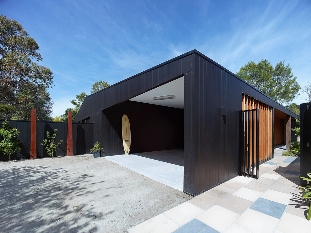 Inspiration for a contemporary shed and granny flat in Melbourne.