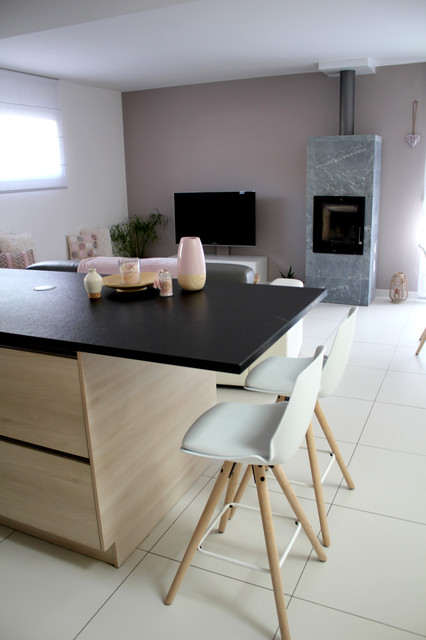 R&eacute;novation d'une maison skandinavisk-vardagsrum