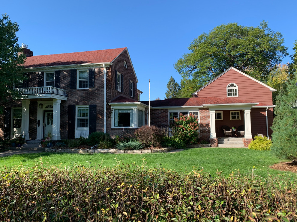 St. Paul Brick House Gardens