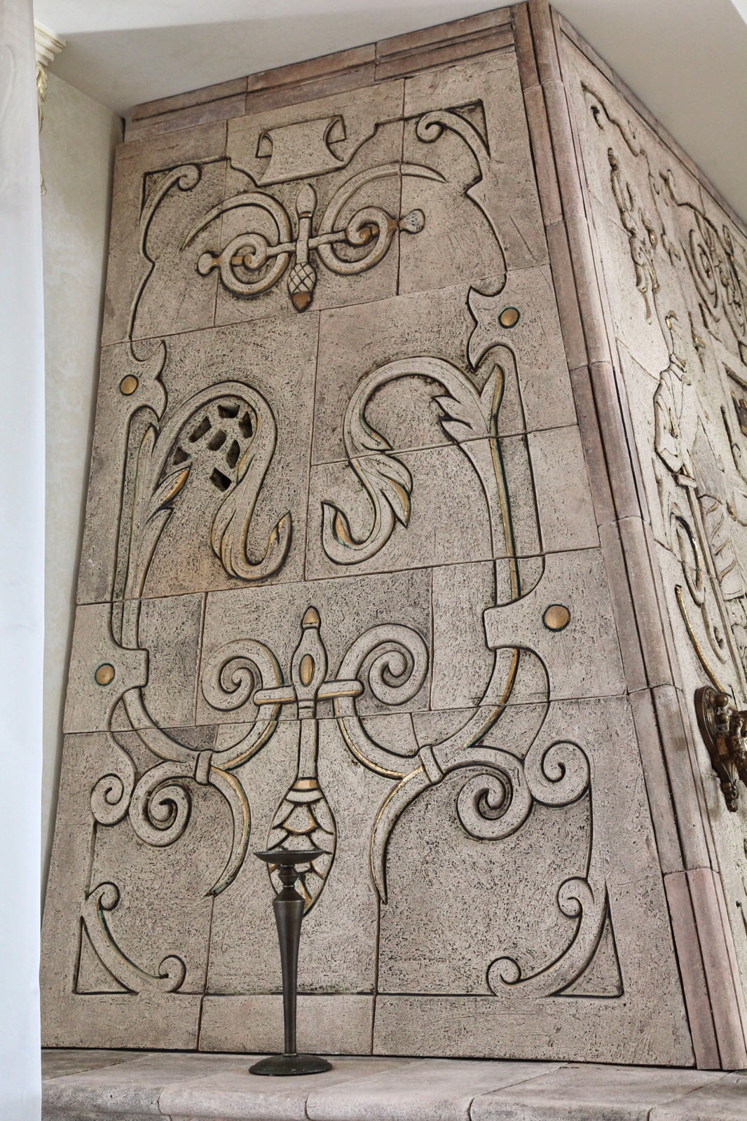 Камин "Рыцари"