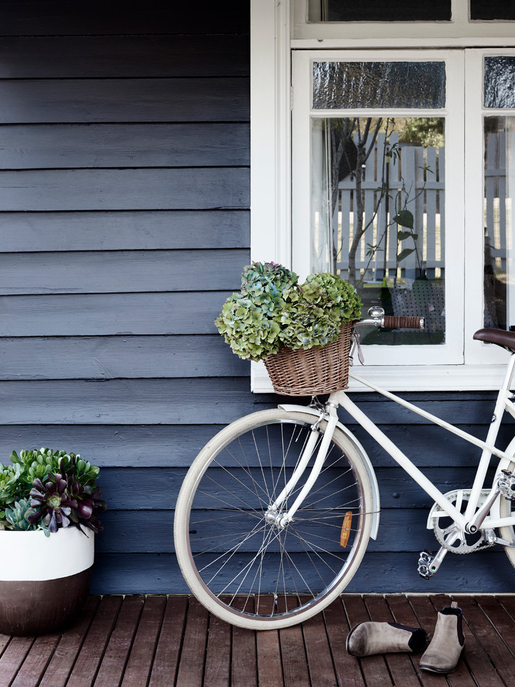 Home design - scandinavian home design idea in Melbourne