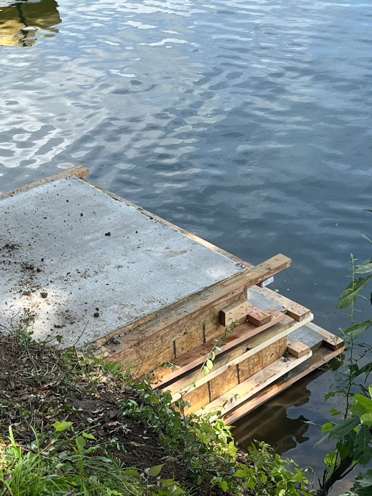 Adjustable Dock Landing, Steps & Patio