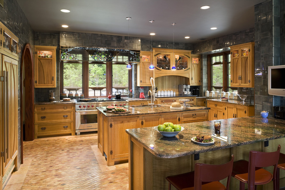 This is an example of a traditional kitchen in Philadelphia.