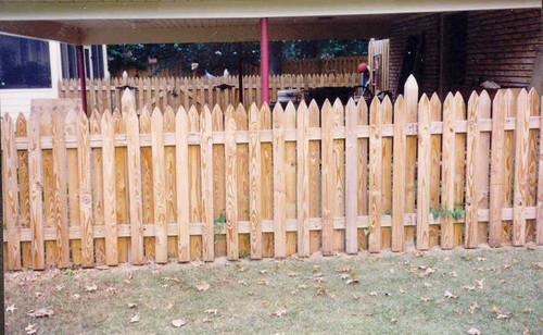 Pet Fences - Integrous Fences and Decks