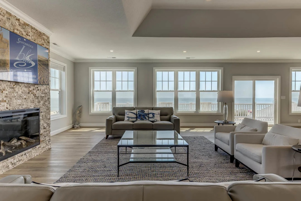 Dolphin Watch (2023)