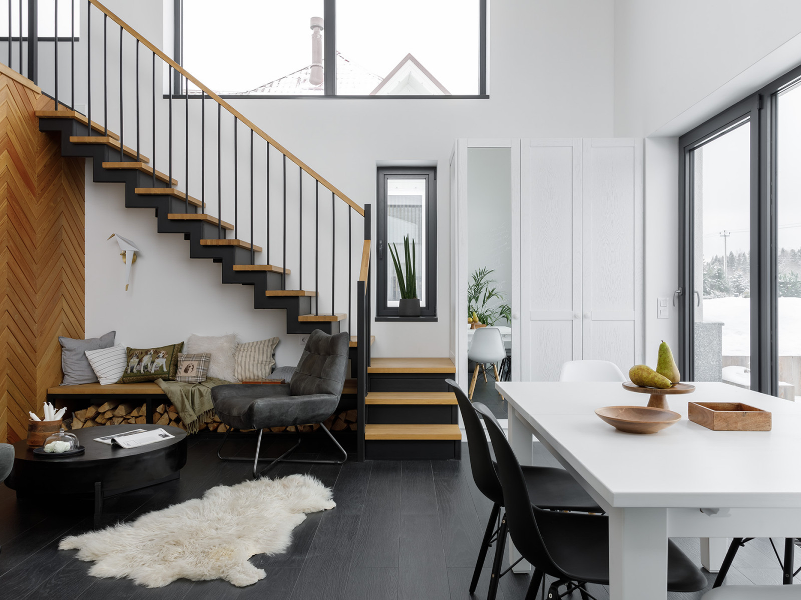 ЗАГОРОДНЫЙ ДОМ В ПОСЕЛКЕ «ОСТРОВ»