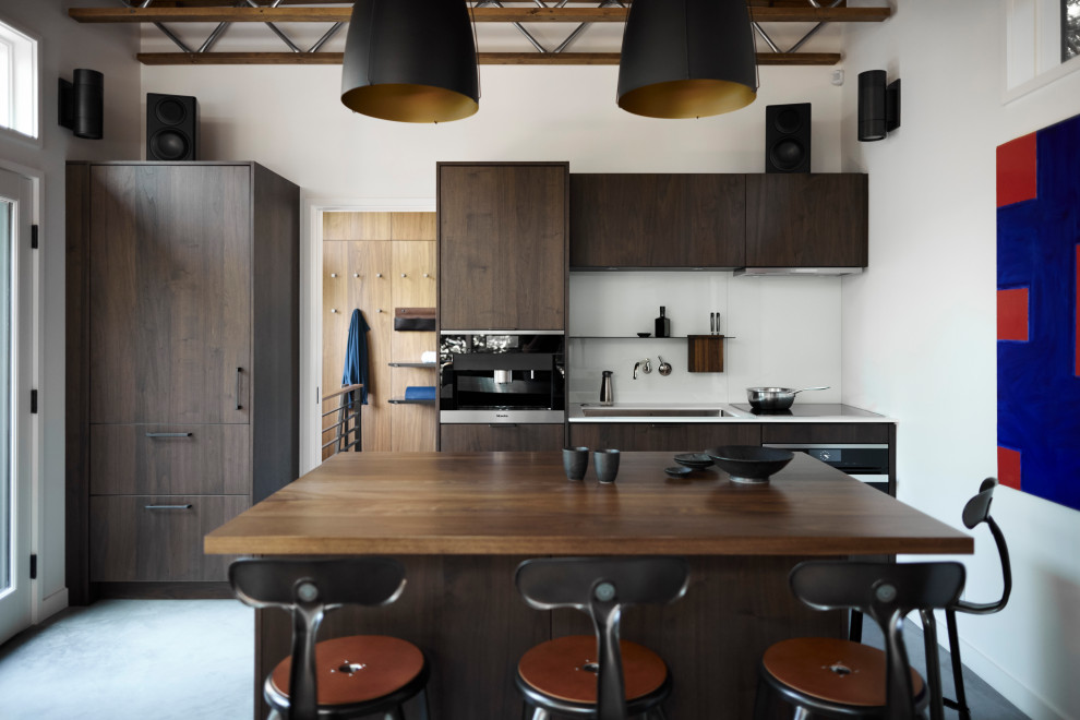 Example of a minimalist kitchen design in Seattle