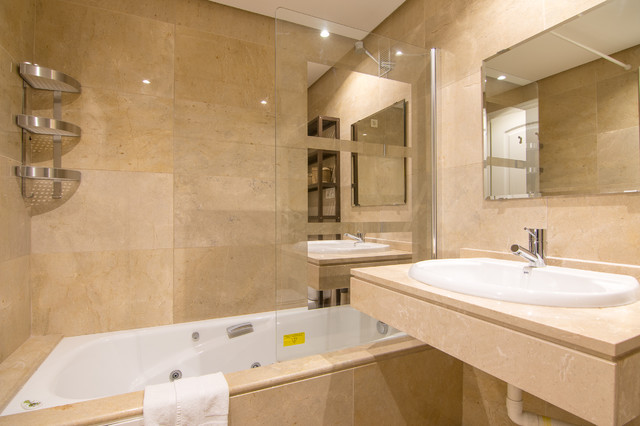 Duquesa village apartment maritim-badezimmer