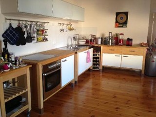 Spritzschutz hinter Küche?