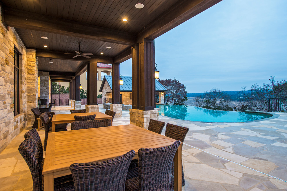 Example of a mountain style pool design in Austin