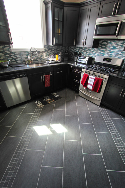 Diagonal gray floor tile detail