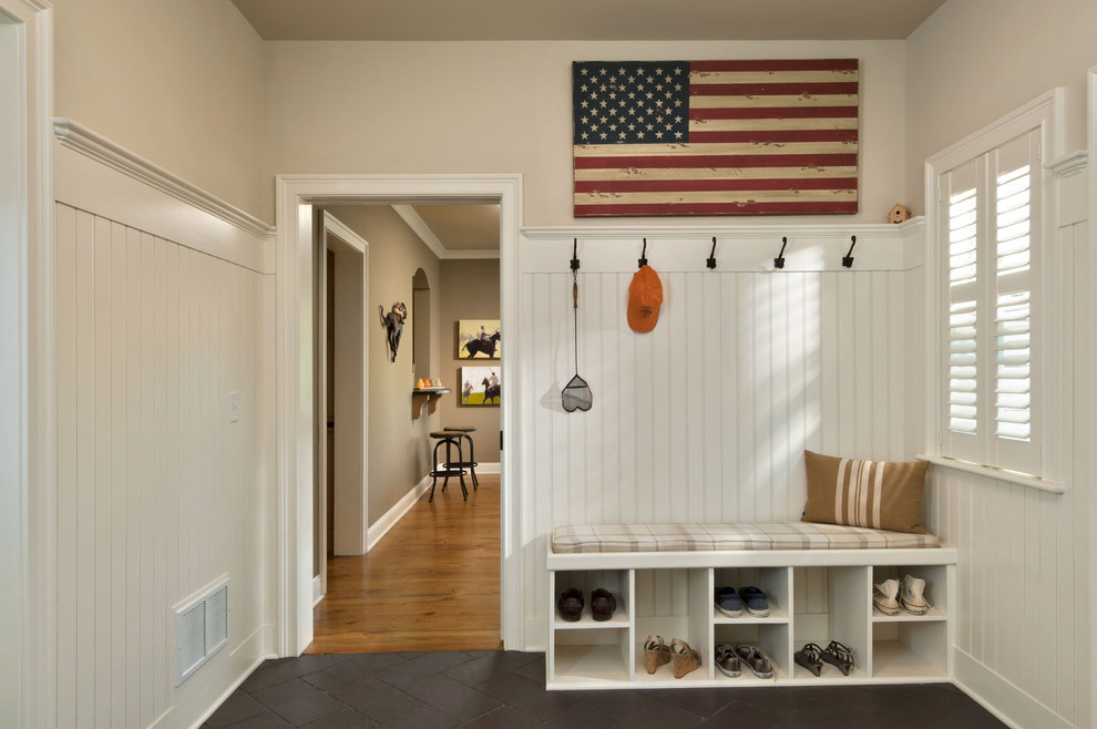 Photo of a traditional mudroom in New York.