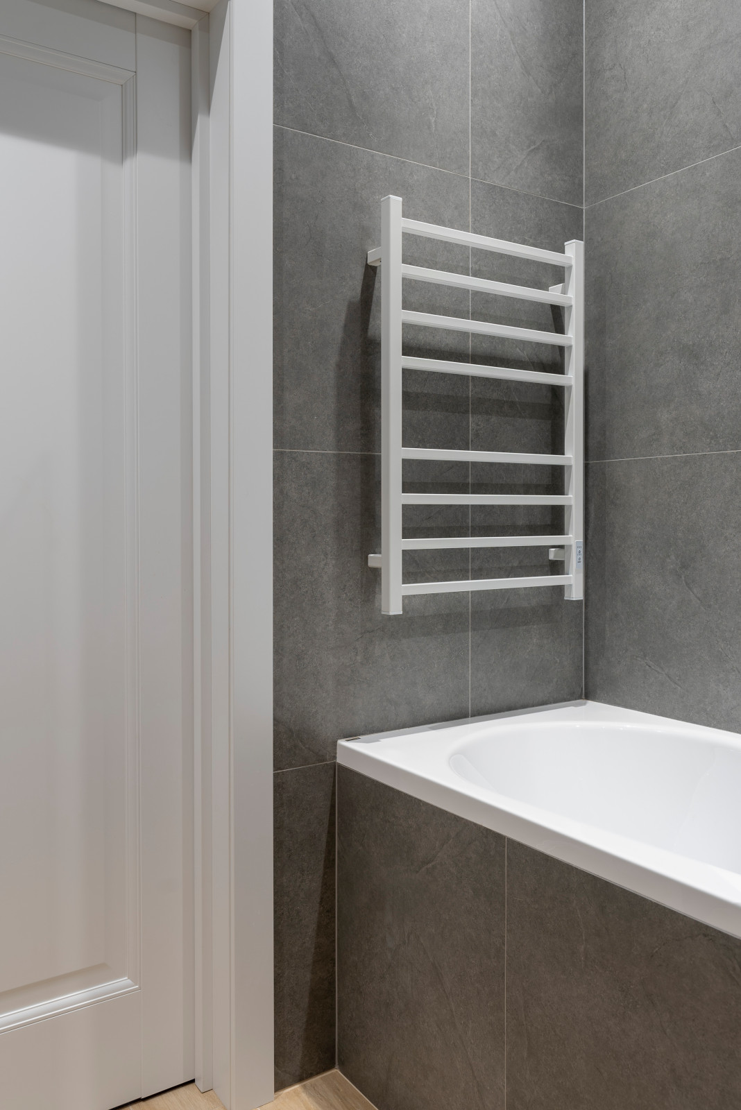 Трехкомнатная квартира для большой семьи в ЖК "Три Кита"