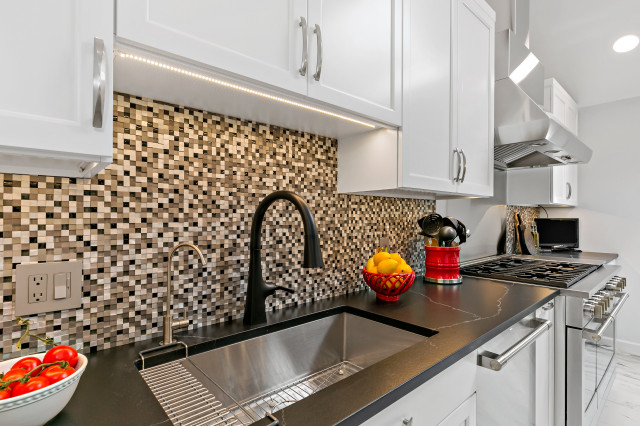 Mahopac Black and white kitchen - Contemporary - Kitchen - New York