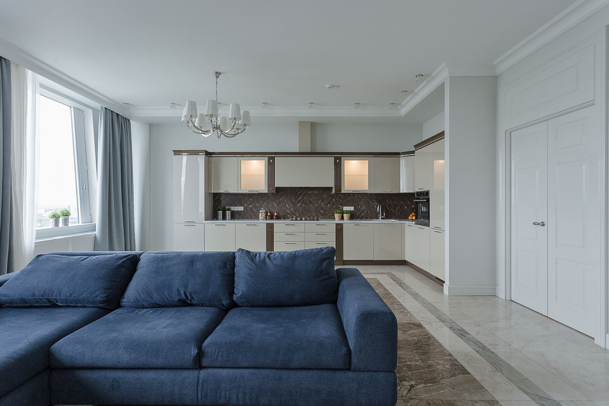 Мосфильмовская 8