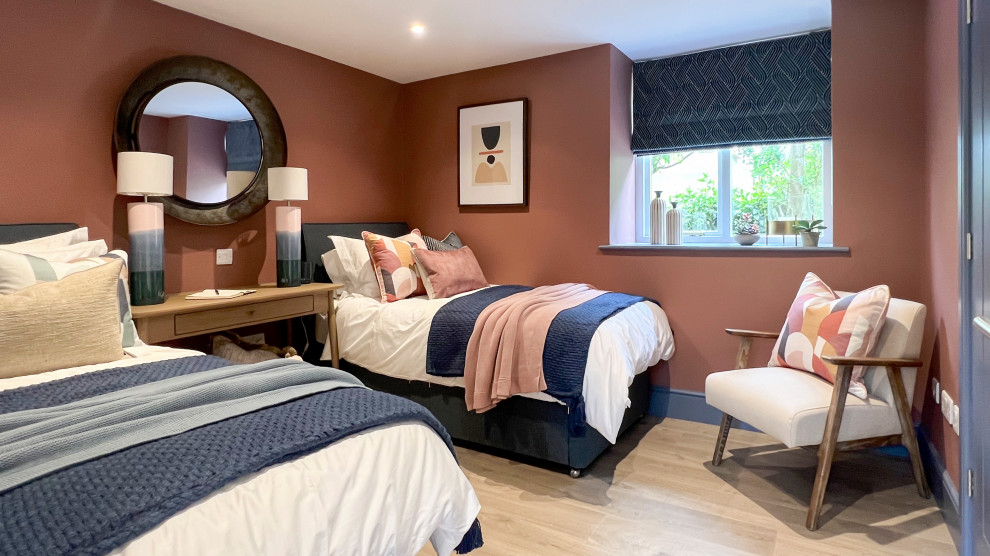 Guest Bedroom Design with En-suite - Modern - Bedroom - Gloucestershire ...