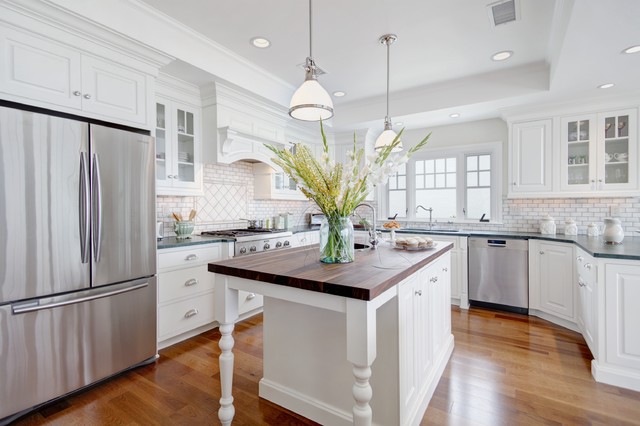 White Kitchen klassisch-modern-kueche