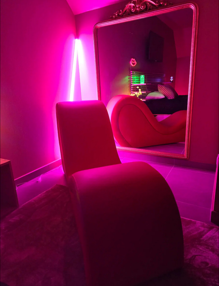 Love room