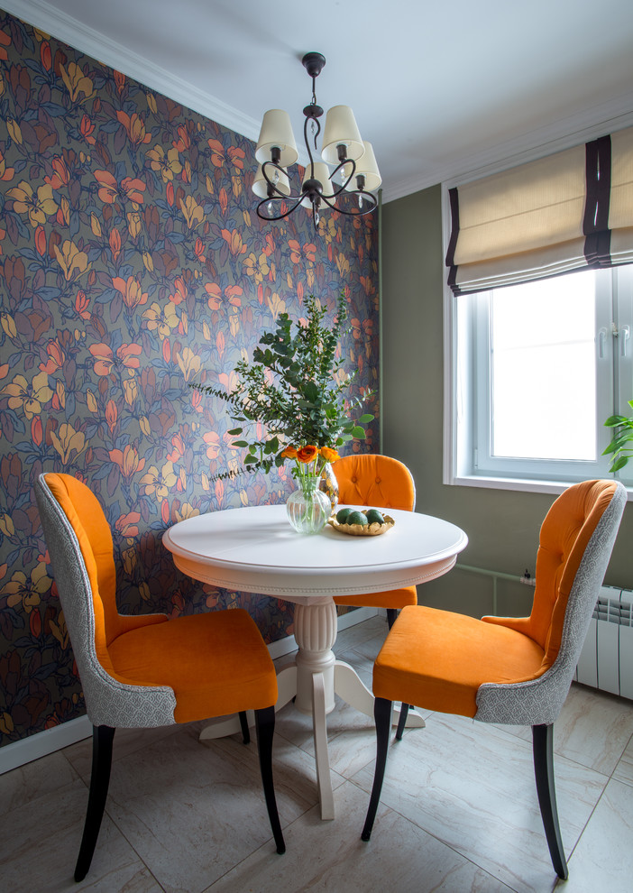 Example of a classic dining room design in Moscow