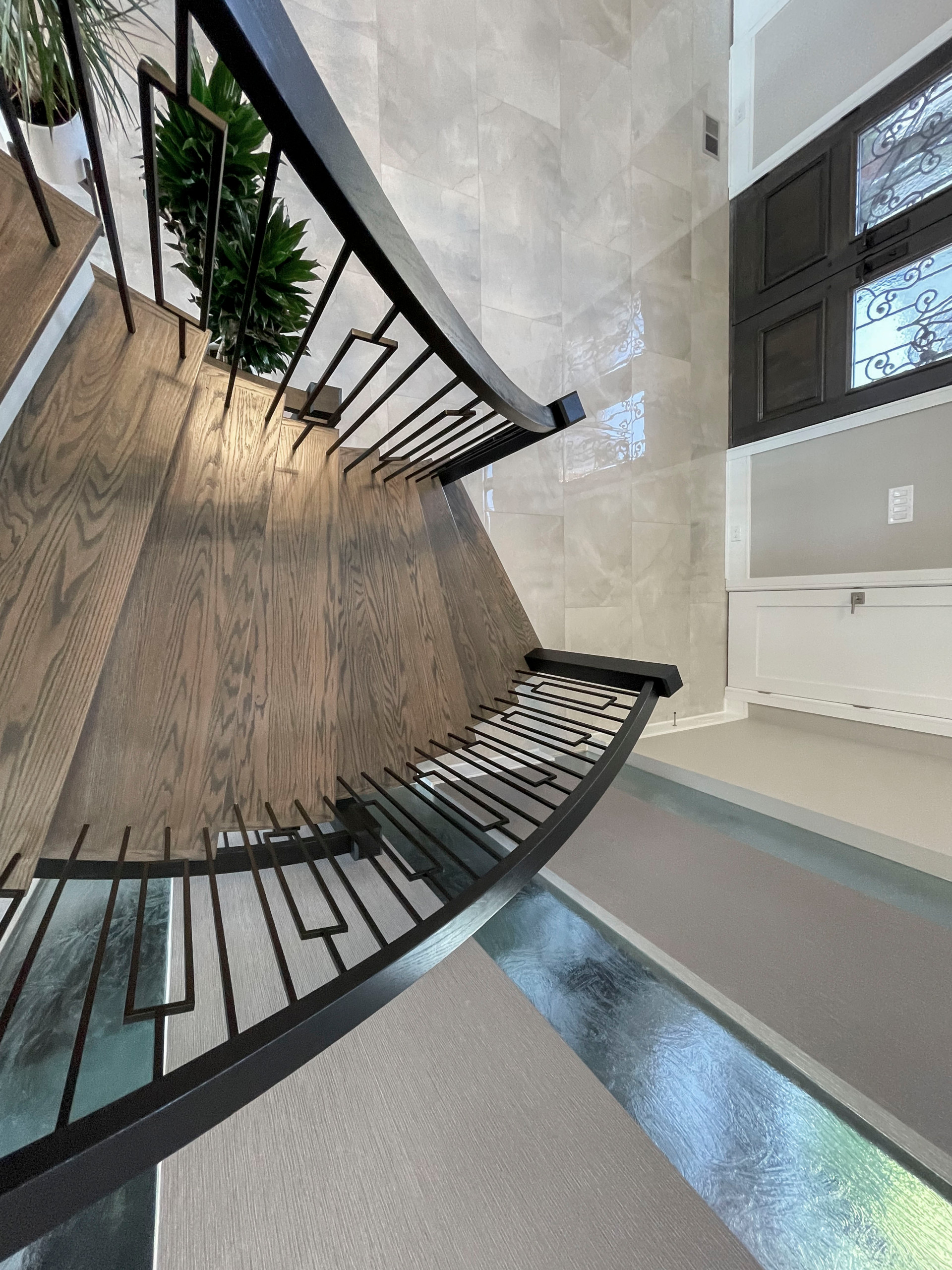 114_Striking Floating-Curved Staircase, Leesburg VA 20175