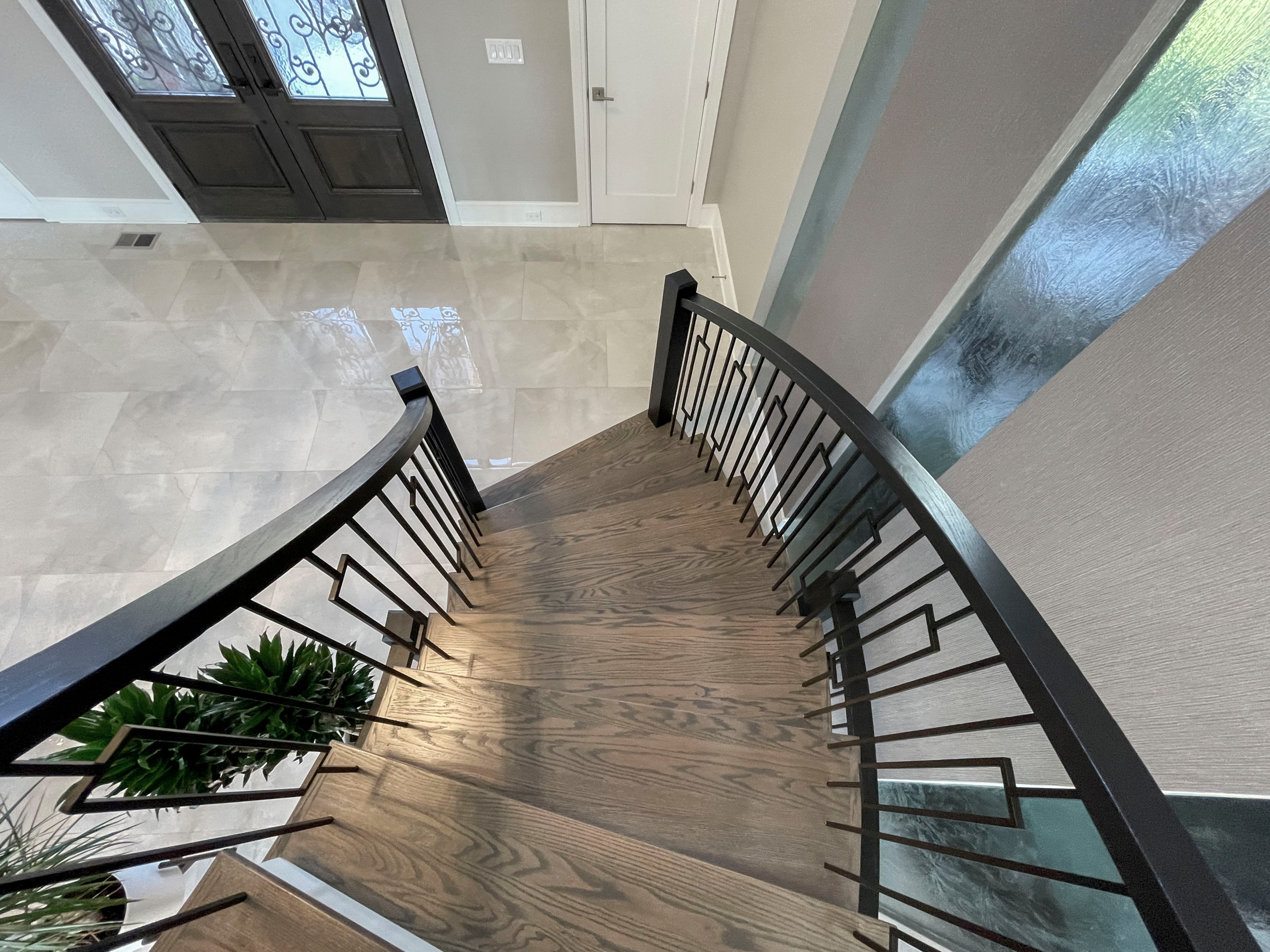 114_Striking Floating-Curved Staircase, Leesburg VA 20175