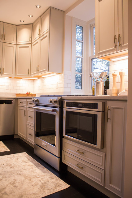 Clayton Kitchen transitional-kitchen