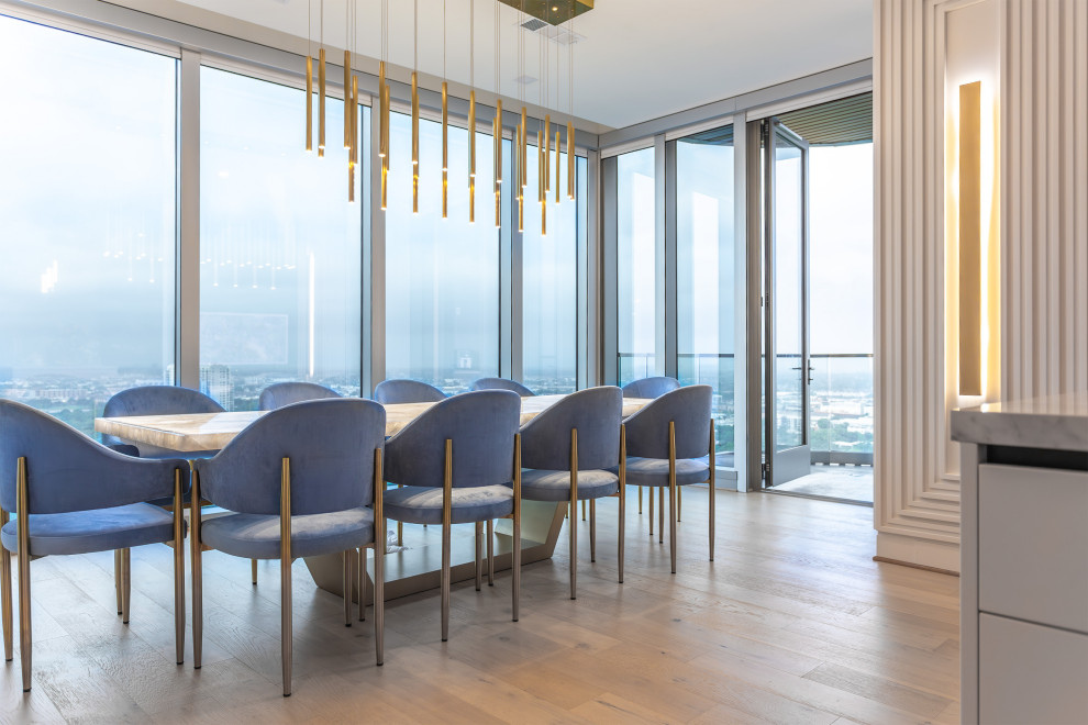 Allen Parkway Highrise Dining Room