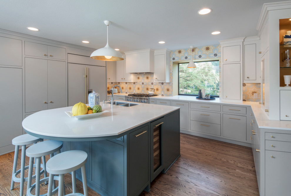 Trendy kitchen photo in Austin