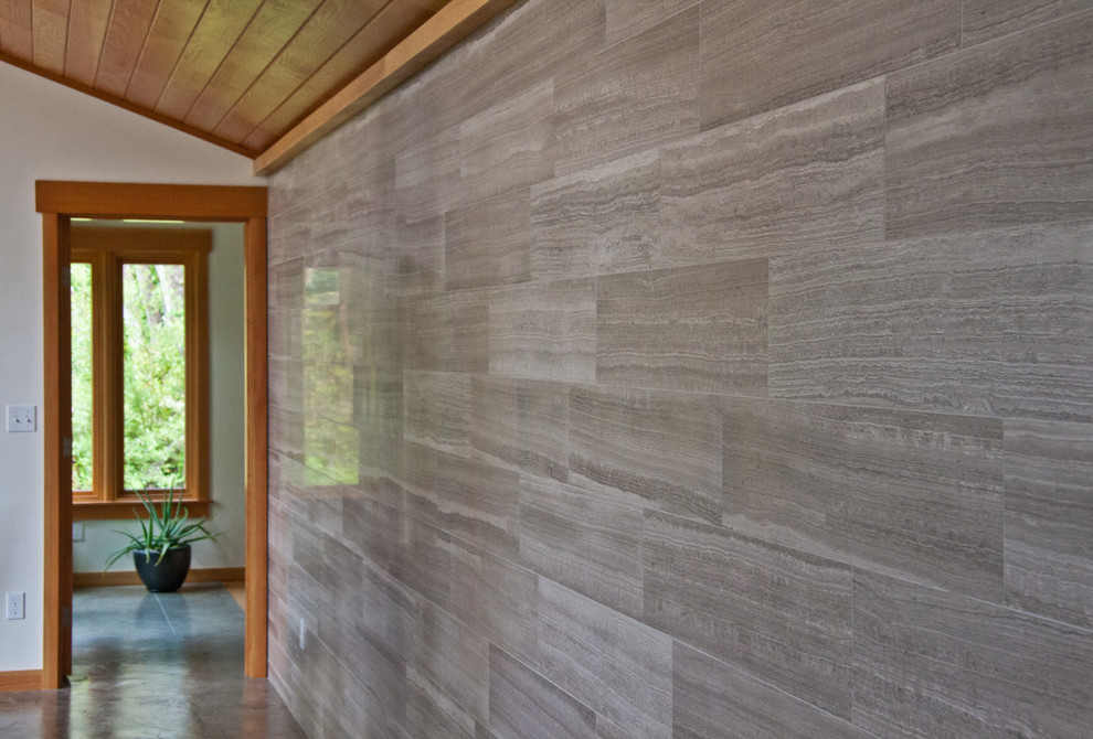 Photo of a contemporary hallway in Seattle.