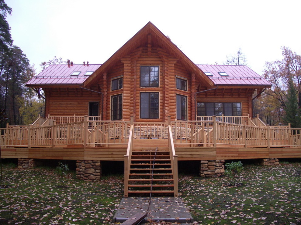 Гостевой дом. Калиброванное бревно. Канадская рубка. Диаметр 35-45 см.