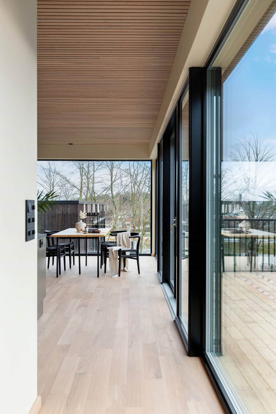 Чистый и прозрачный: интерьер дома в норвежском Ставангере