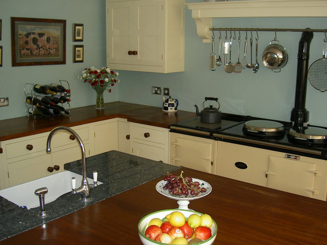 Completed kitchens craftsman-kitchen