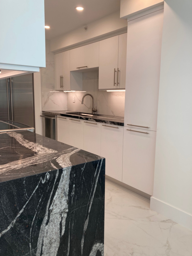 Black & White Condo Renovation