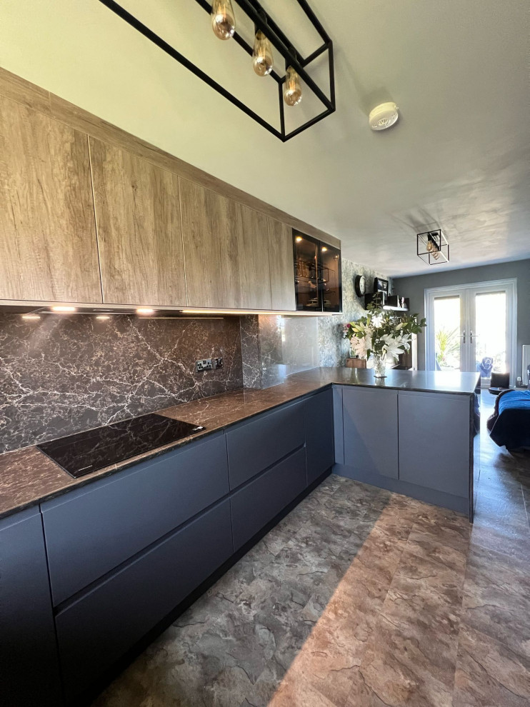 The Hinckley Kitchen - Volpi True Handleless - RRP £30,500 - Luxe Price £25,000