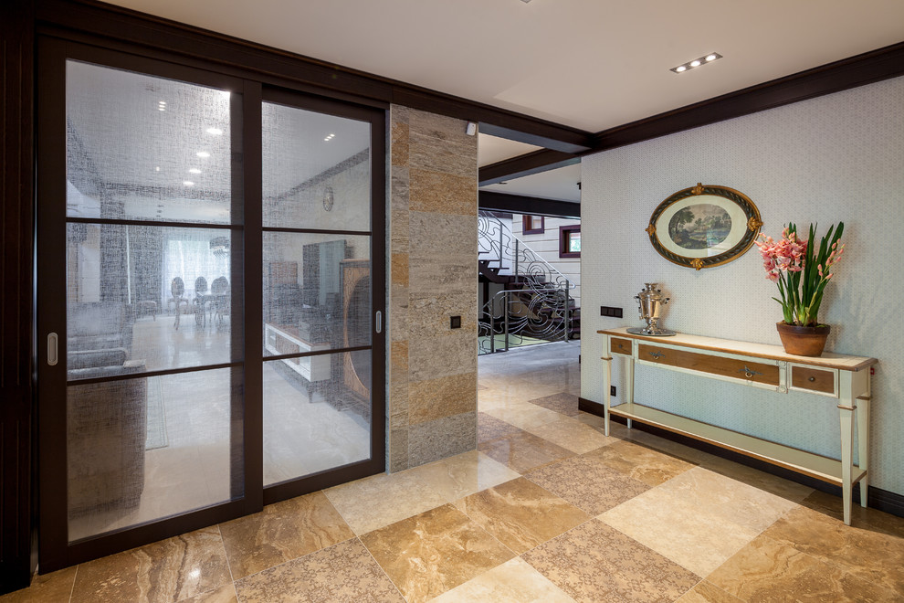 Интерьер трехэтажного загородного дома в Нижегородской области