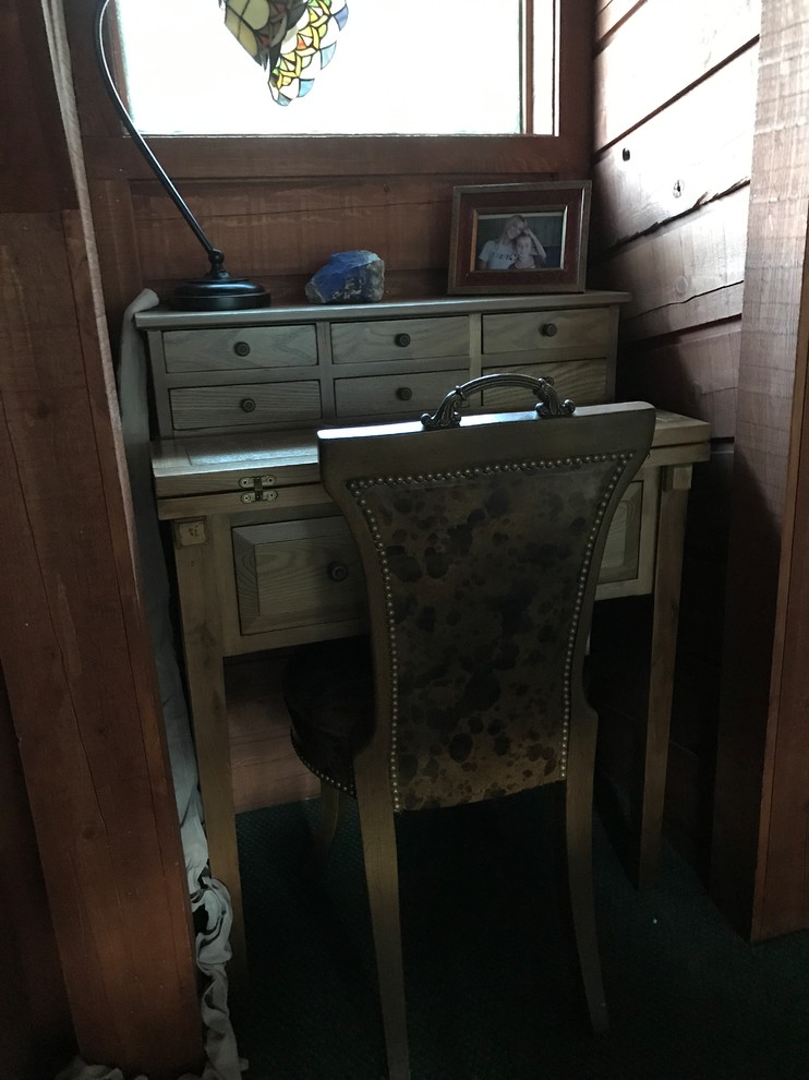 Safavieh abigail fold down desk deals