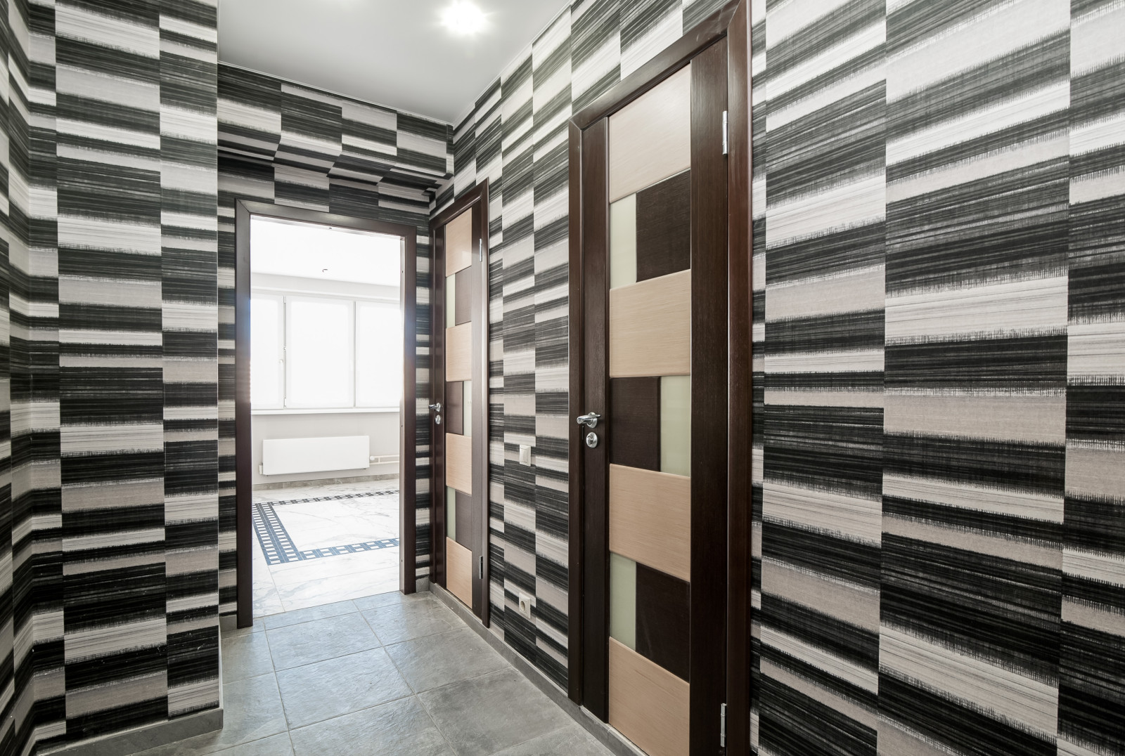 Коридор в 2х комнатной новостройке