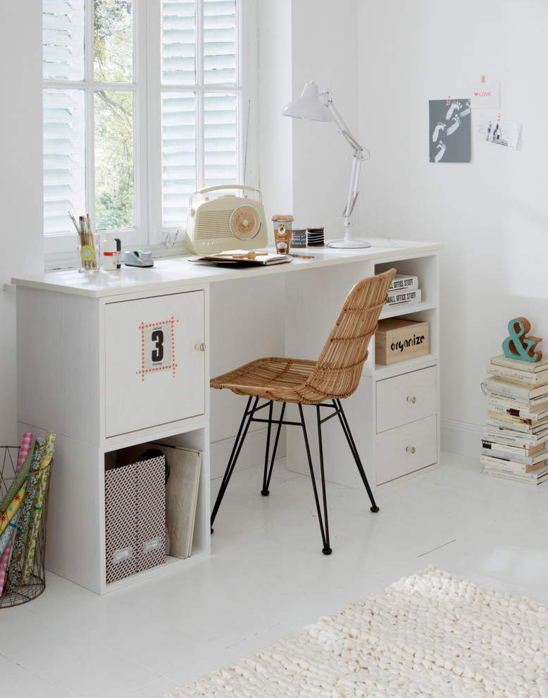 Design ideas for a country home office in Hamburg.